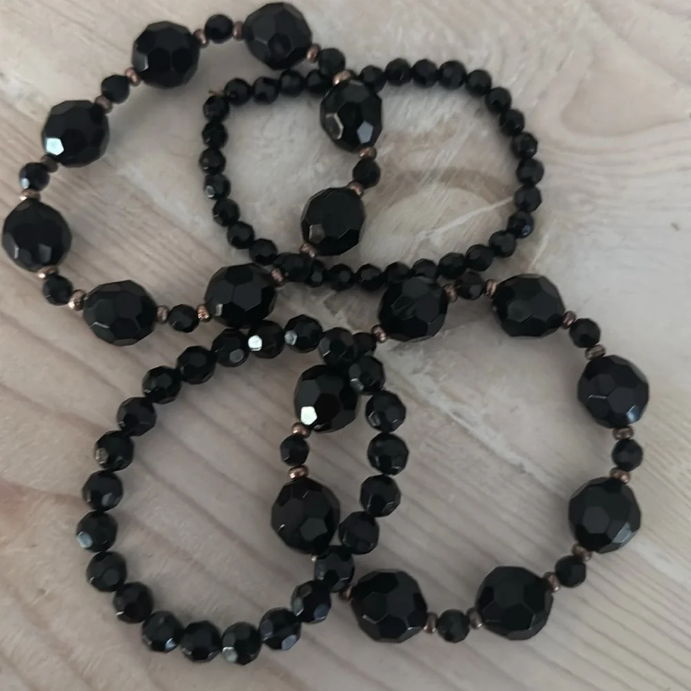 Black bracelets stack - Picture 4 of 4